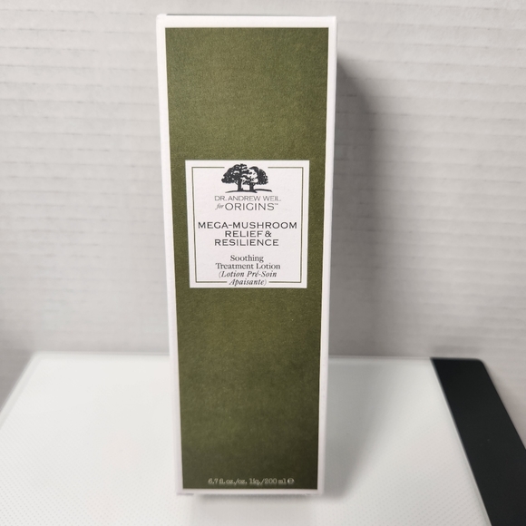 Orgins Mega-Mushroom Relief & Resilience Soothing Treatment Lotion - Picture 3 of 3